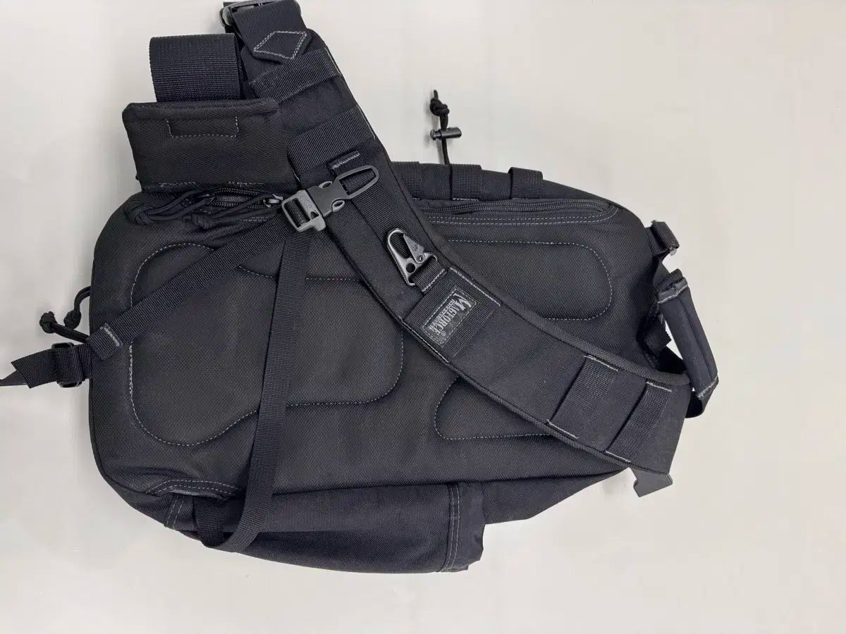 MAGFORCE マグフォース