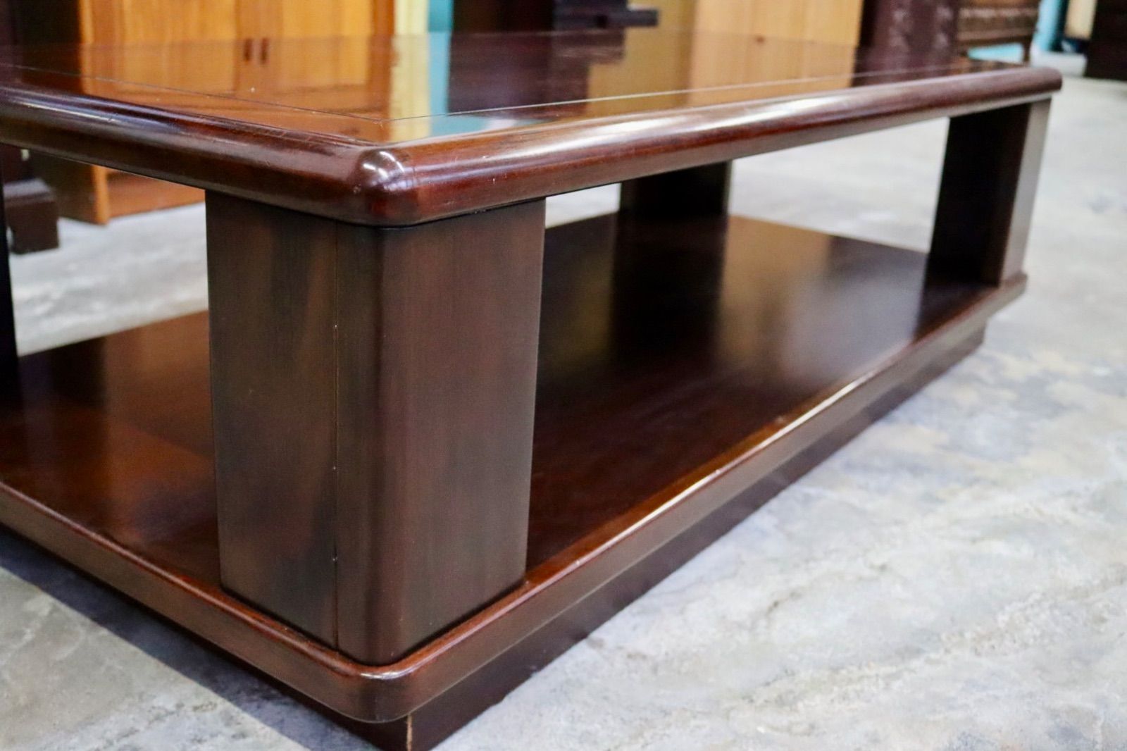 センターテーブル