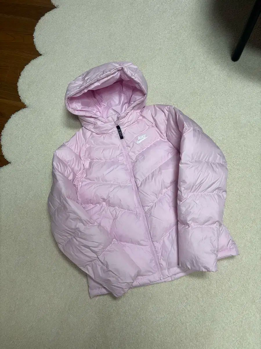 ナイキ キッズ 女の子 ダウン Lサイズ