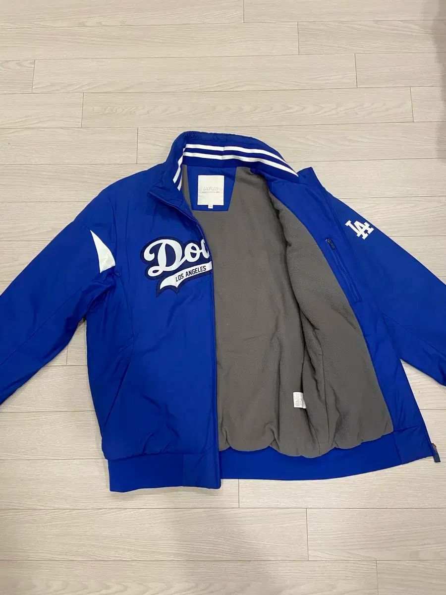 LAドジャーズ 冬