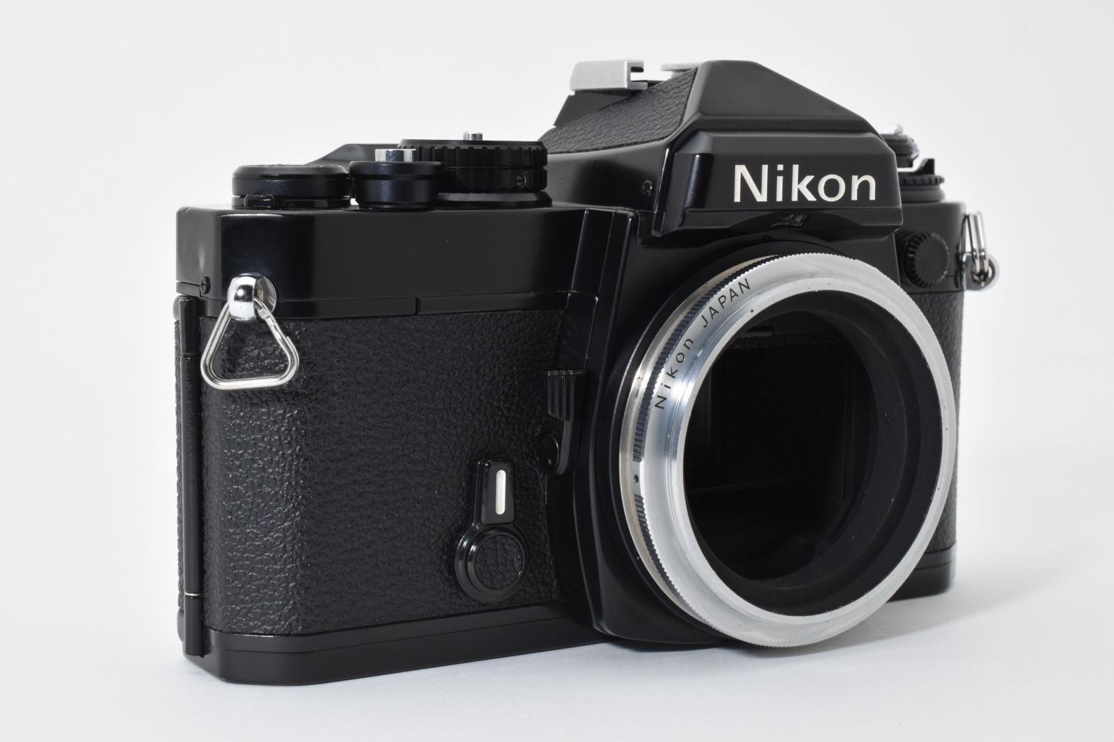 Nikon FE