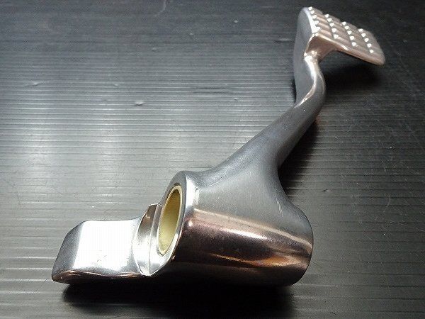 純正 ブレーキペダル