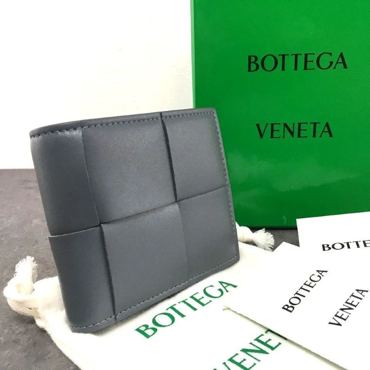 送料込み ♥品 BOTTEGAVENETA 二つ折り札入れ ラムスキン 財布 408