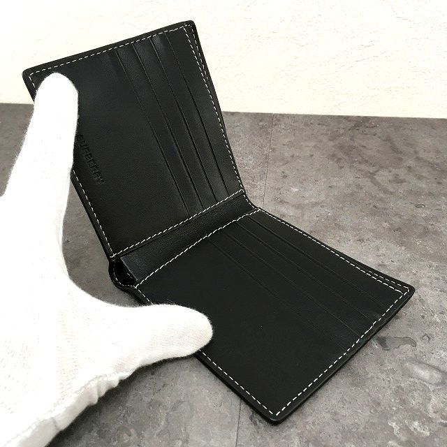 BURBERRY 二つ折り札入れ