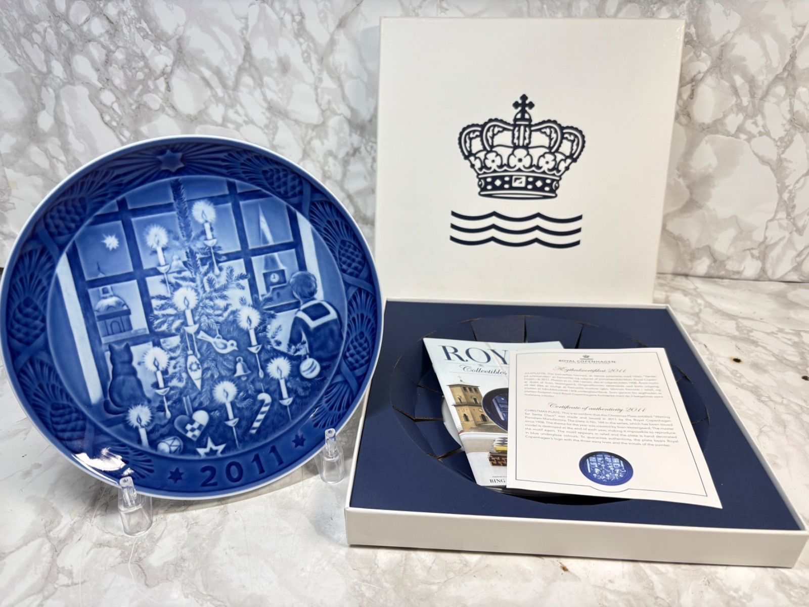 ♥ ロイヤルコペンハーゲン 2011年 イヤープレート 飾り皿 猫 クリスマス 陶磁器