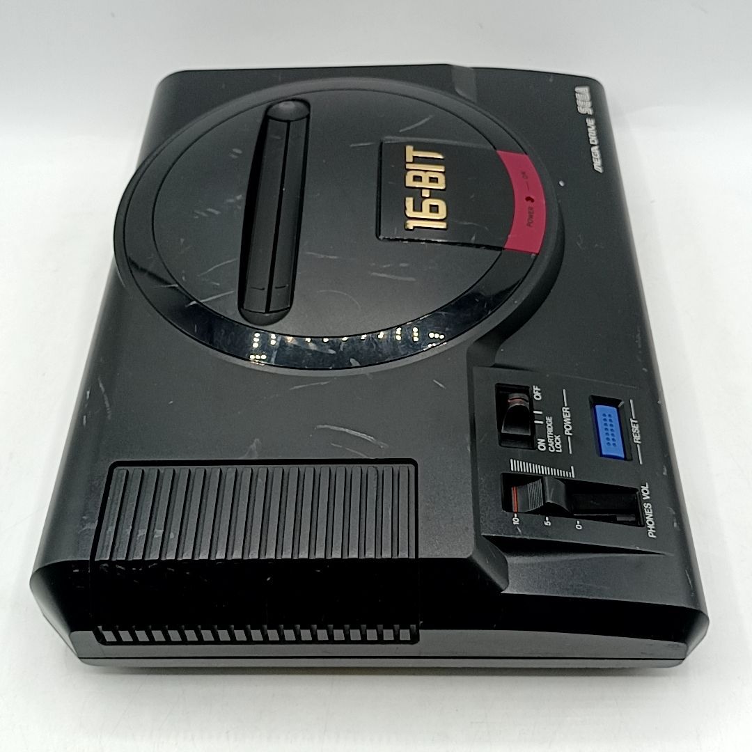 動作品 セガ メガドライブ 本体一式セット 内部清掃 端子クリーニング済み 本体 コントローラー2個 ACアダプター AVケーブル UP786_INFO