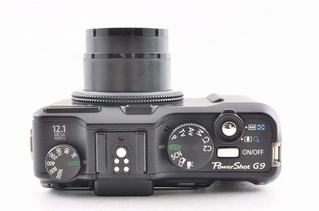 コンパクトデジタルカメラ