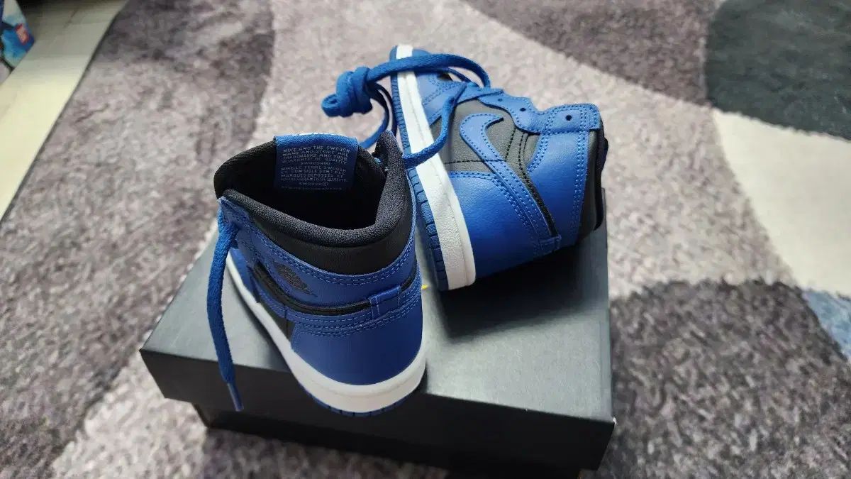 ナイキ ユア YOOA 靴 130 mm ジョーダン1 レトロ ハイ OG TD マリナ ブルー