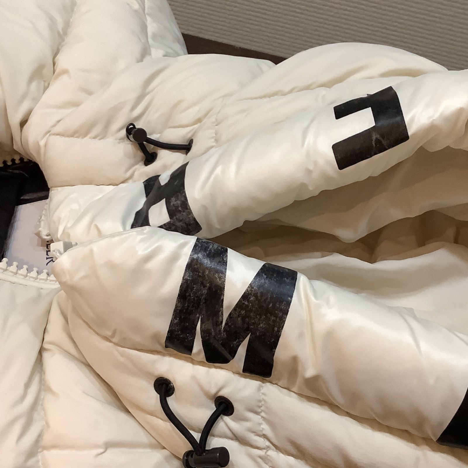 モンクレール MONCLER DUBOIS デユボア ダウンジャケット ダウンコート 