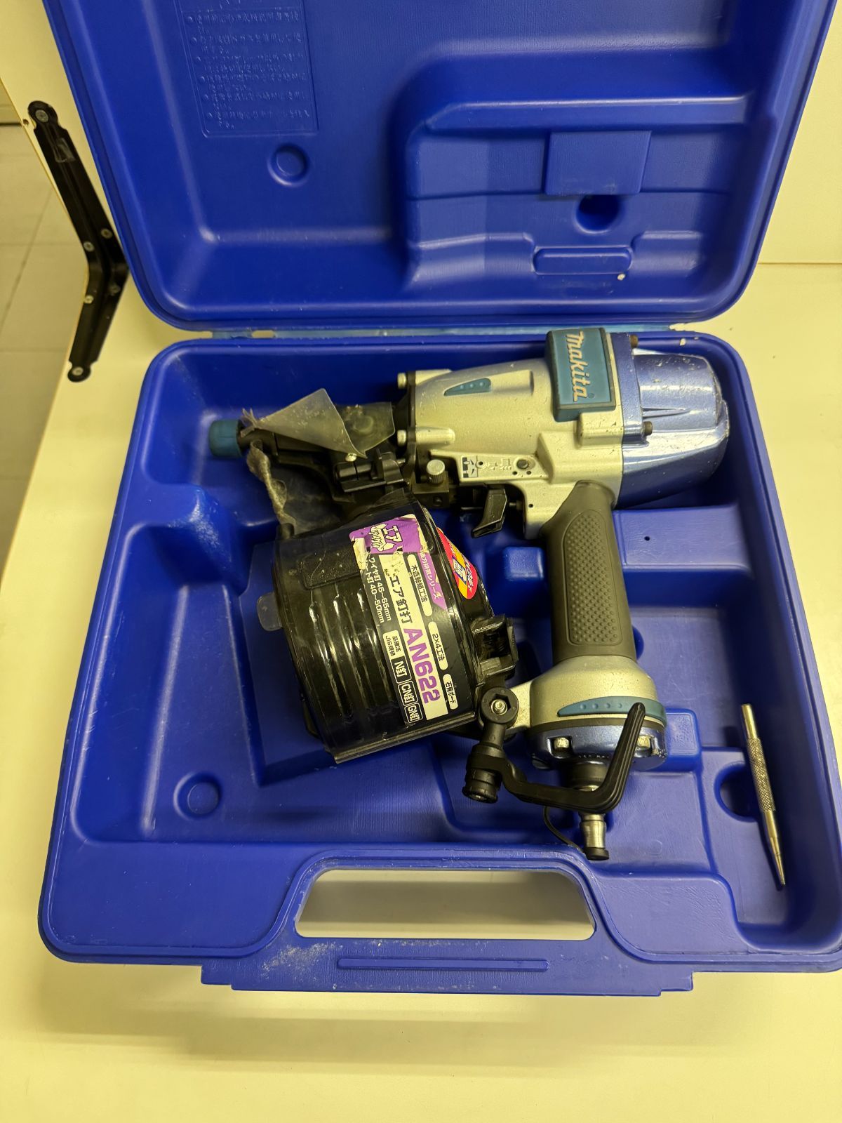 マキタ 常圧エア釘打機 AN622