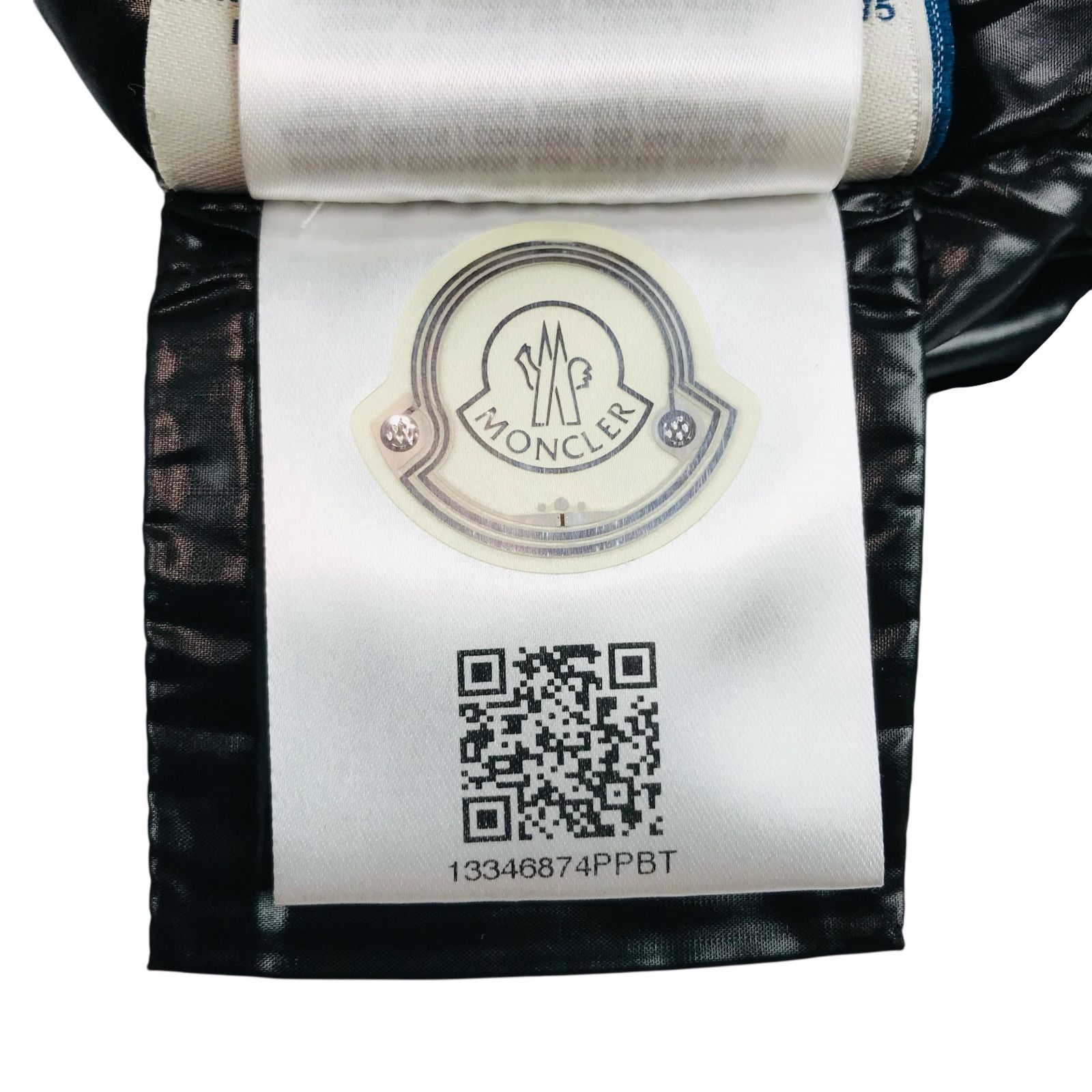 シャイニーナイロン ダウンジャケット