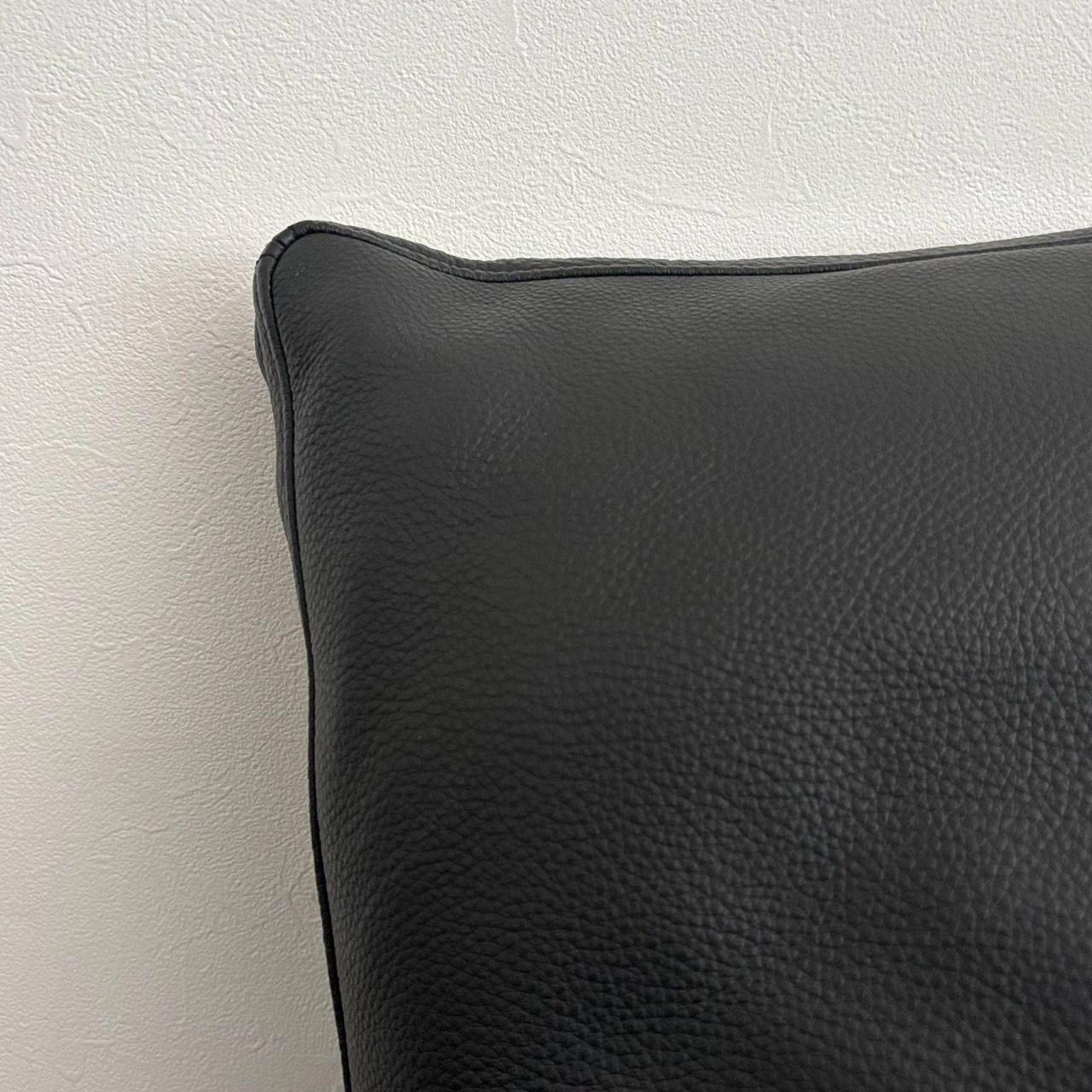 店頭 formaxフォルマックス TERMINAL UNO ターミナルウノ カウチソファ クッション付き NEXPOTALLINN_EU