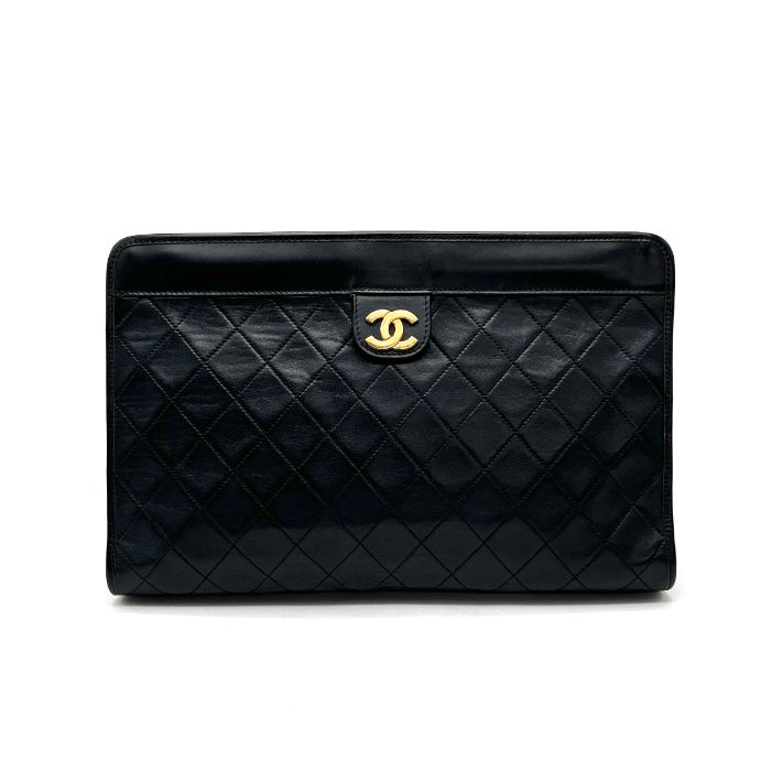 CHANEL シャネル マトラッセ ココマーク ラムスキン クラッチ バッグ eY1097N
