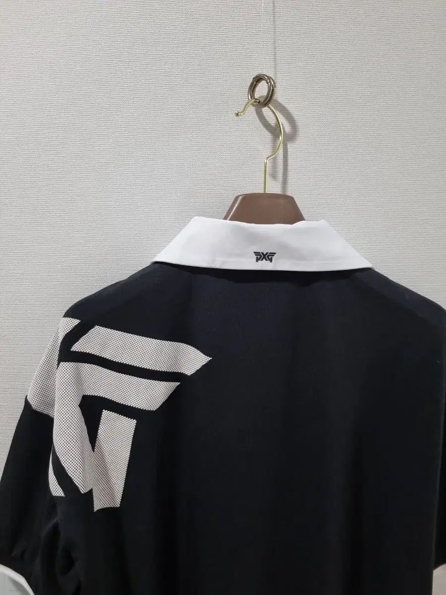 PXG ブラック KARA カラ Tシャツ LLC-HASEGAWATOSO_COM