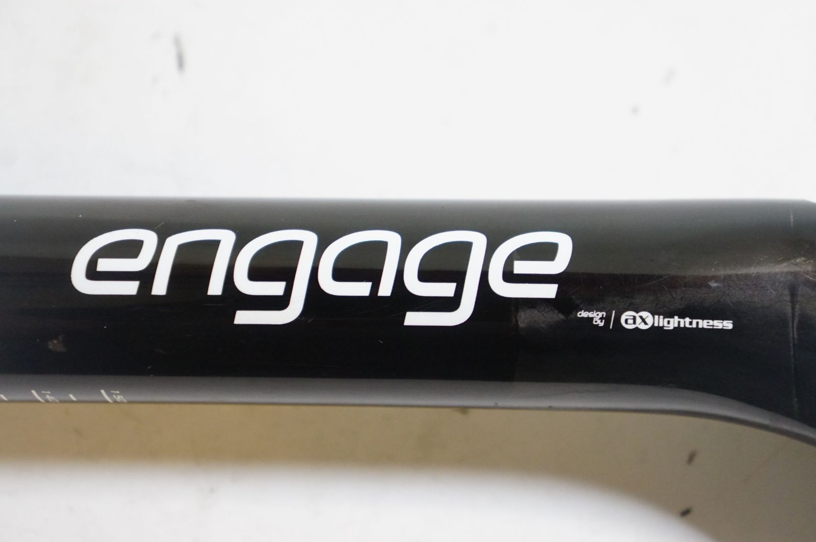 エーエックスライトネス ENGAGE