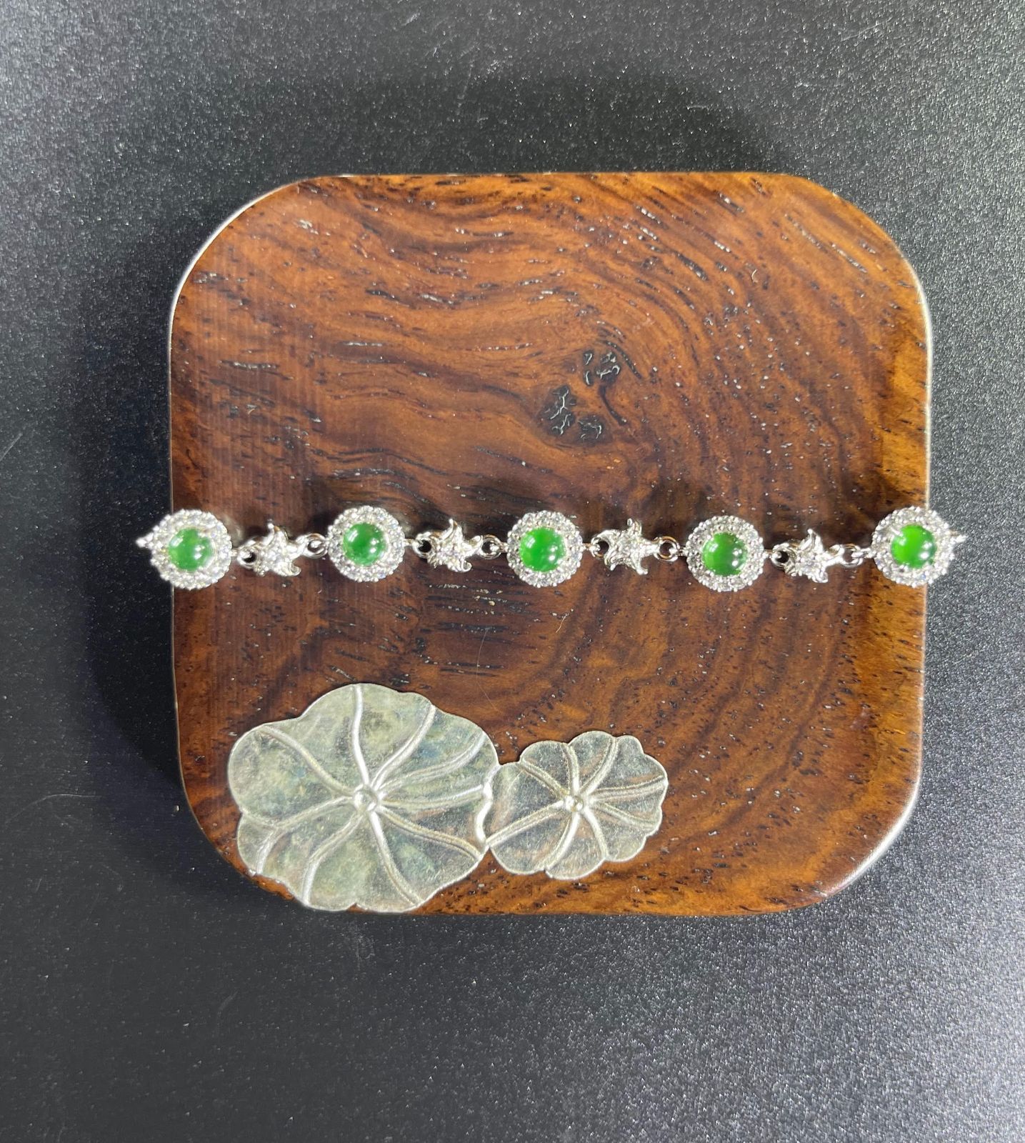 緑色天然翡翠腕輪 鑑別書付き