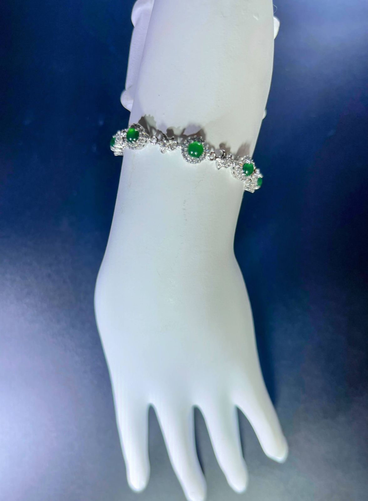 ひすいブレスレット 可愛い