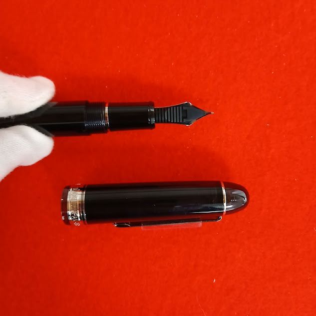 センチュリーブラックダイヤモンド