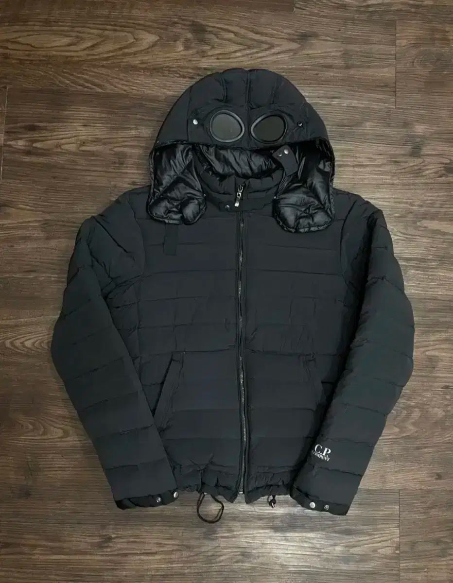 C.P. COMPANY シーピーカンパニー ゴーグル ダウン