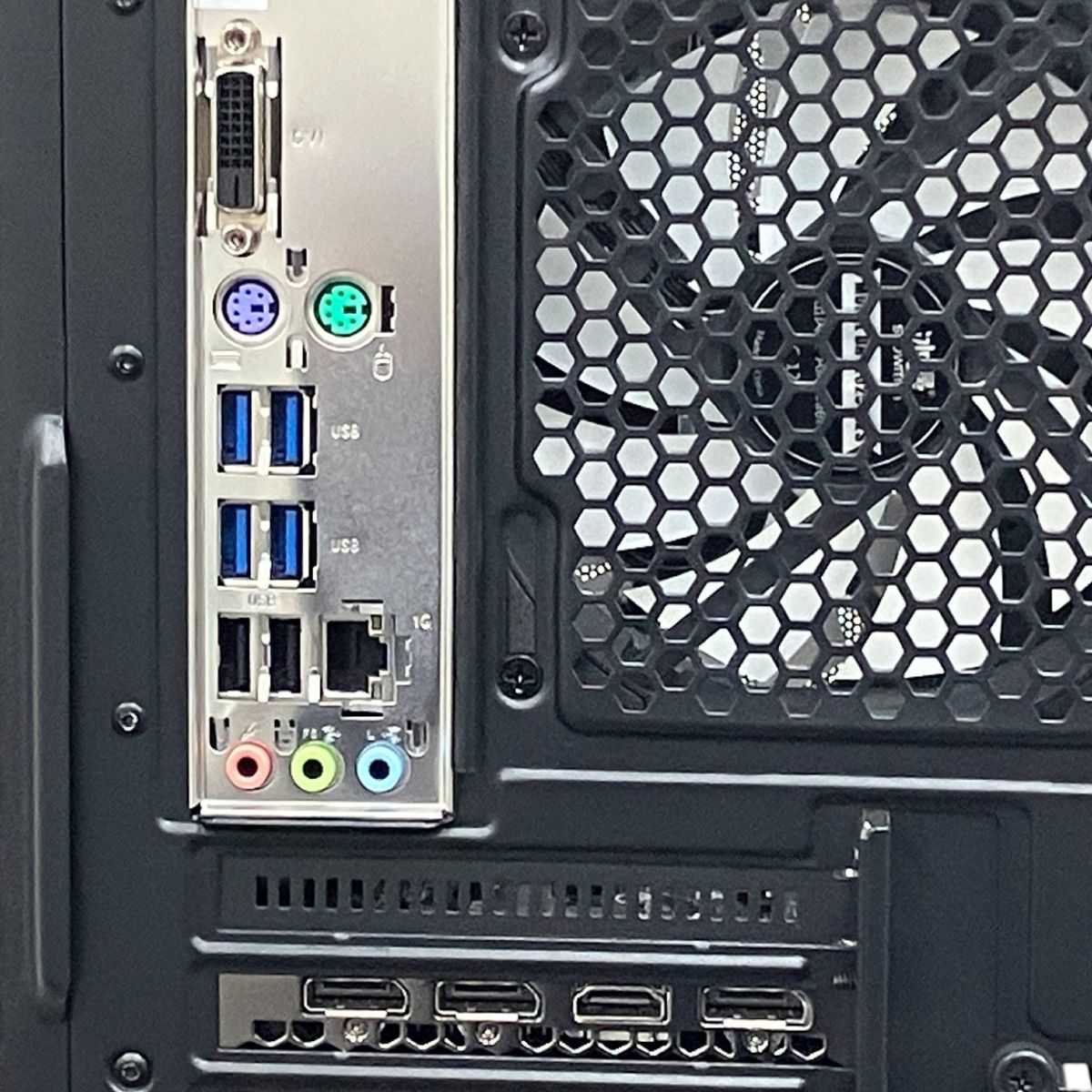 自作パソコン A520M-A PRO デスクトップ パソコン Ryzen 7 5700X 16GB SSD 1TB RTX 4060 OS無 M10551855 VETTDRUCK_DE