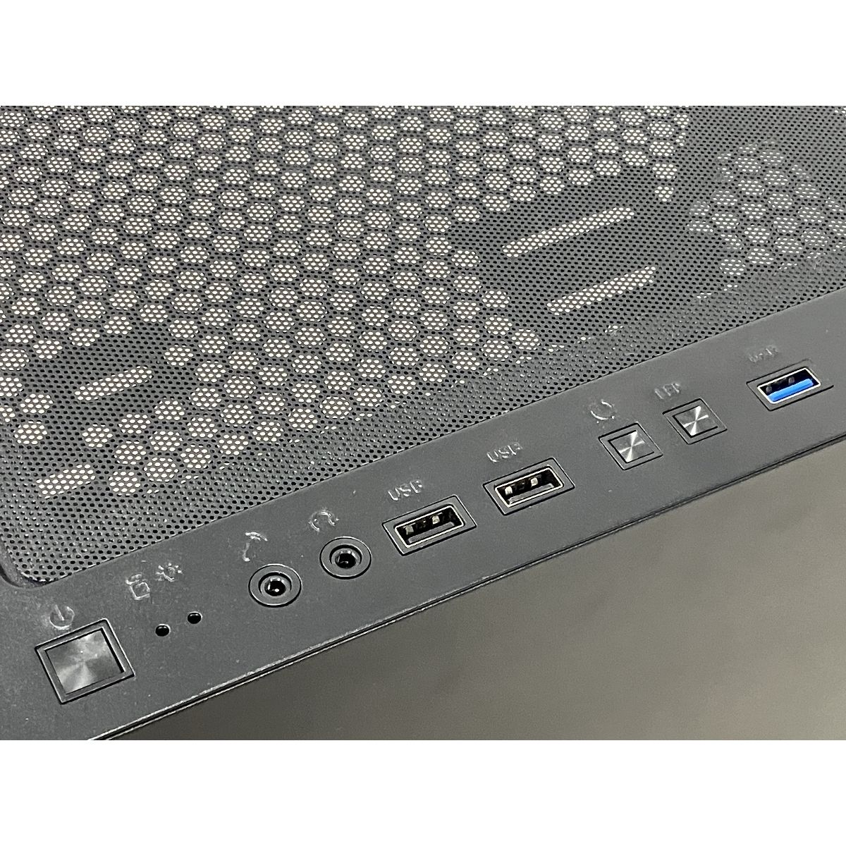 自作パソコン A520M-A PRO デスクトップ パソコン Ryzen 7 5700X 16GB SSD 1TB RTX 4060 OS無 M10551855