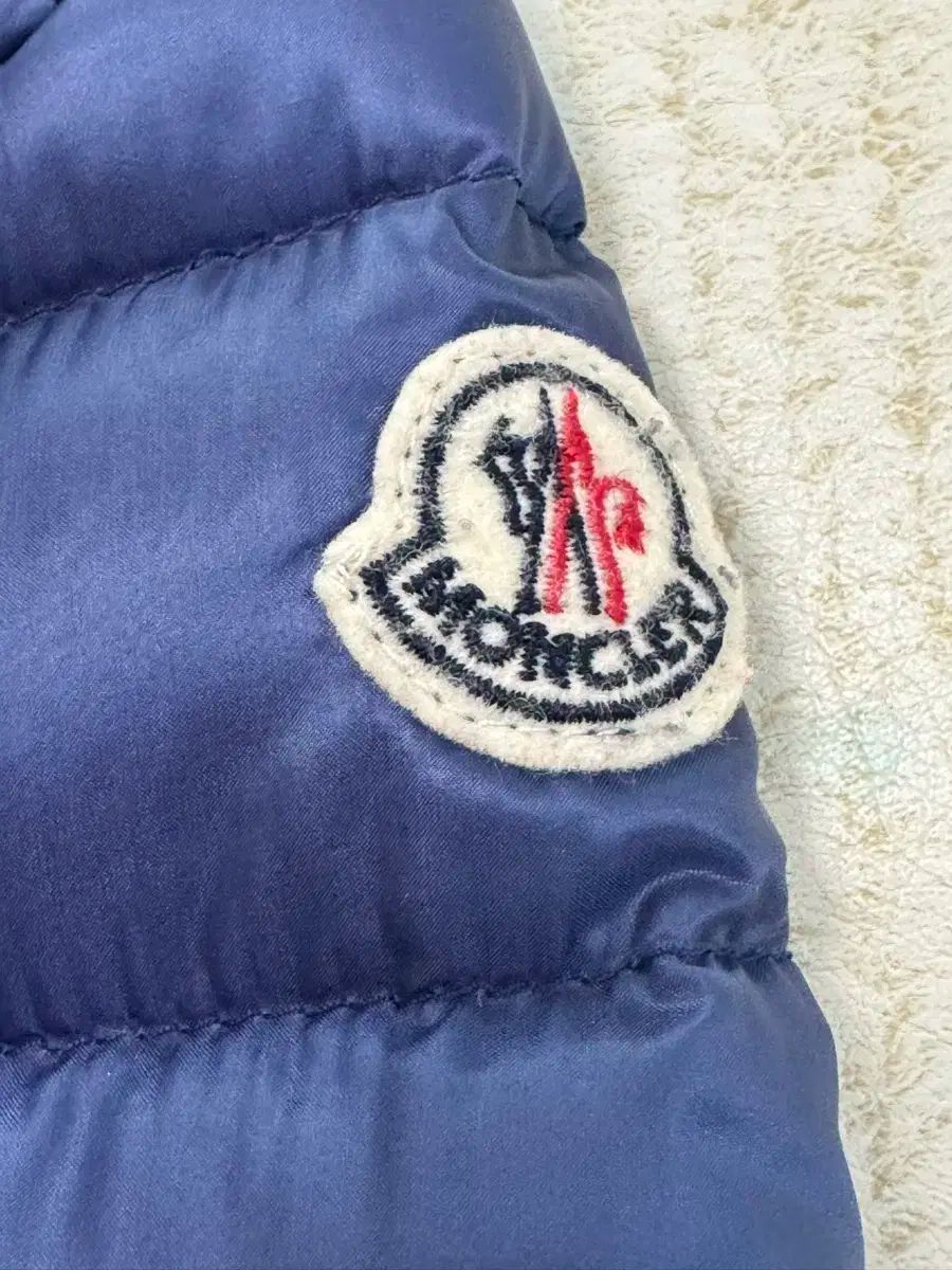MONCLER モンクレール 軽量 6 y