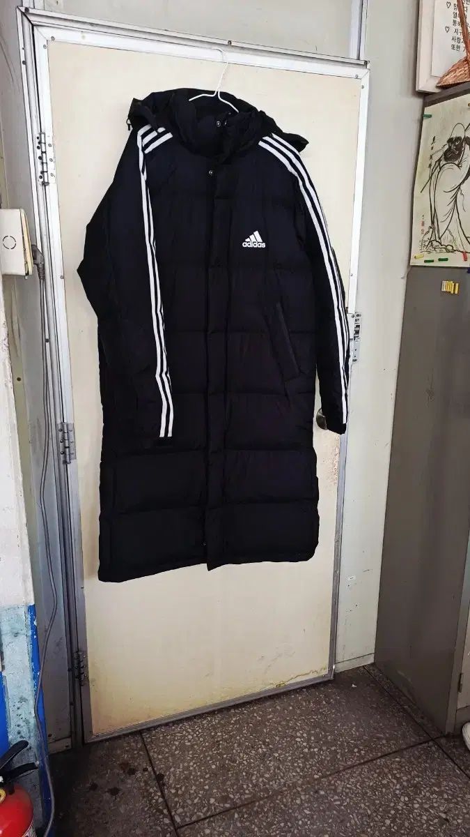アディダス メンズ ダウンジャケット ロング丈 100サイズ