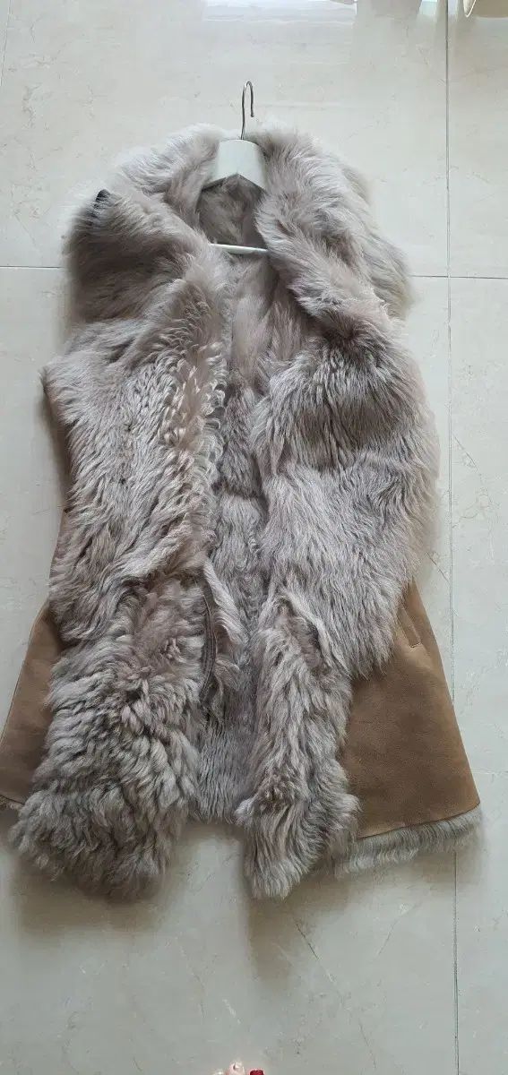 リアルシープスキン ムートンスクウェア ベスト