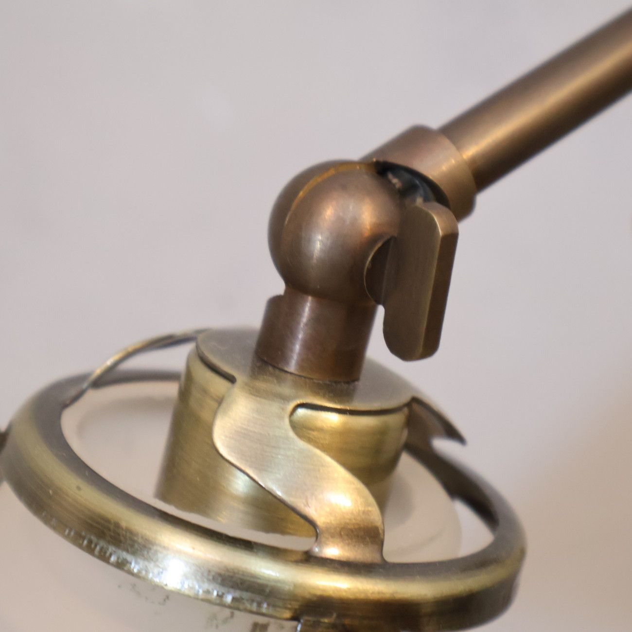 エレガント テーブルライト