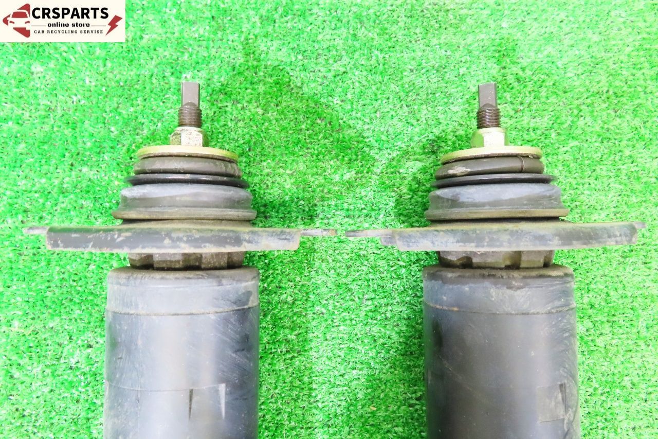 サスペンション