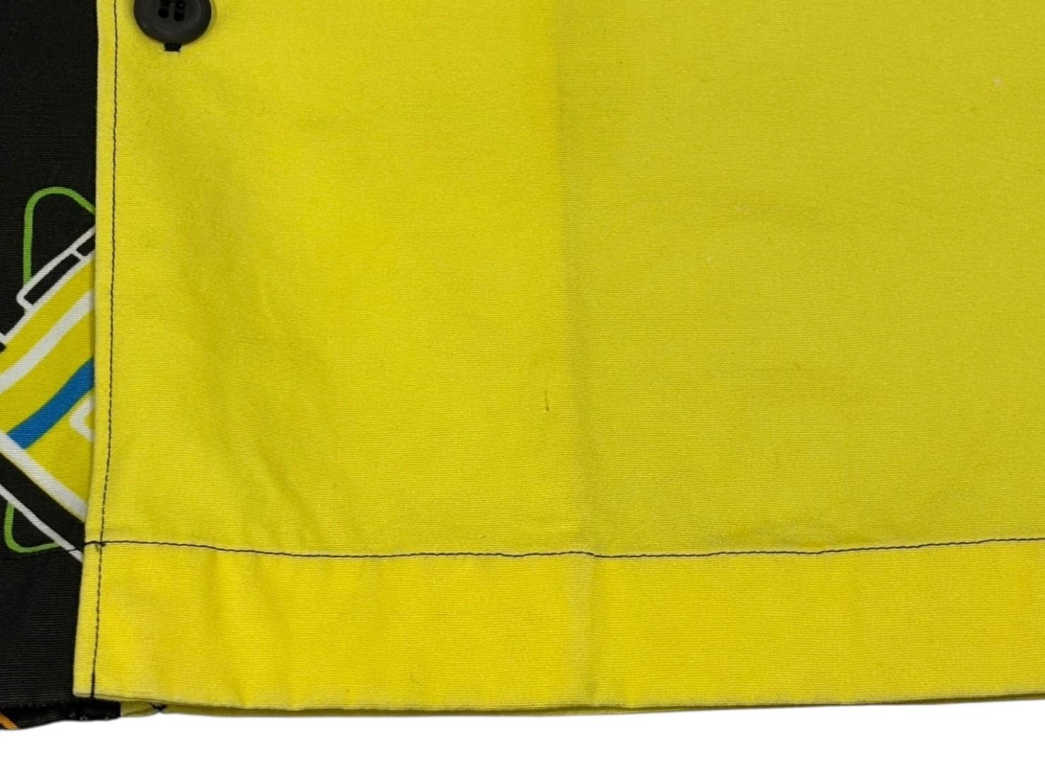 プラダ 半袖シャツ