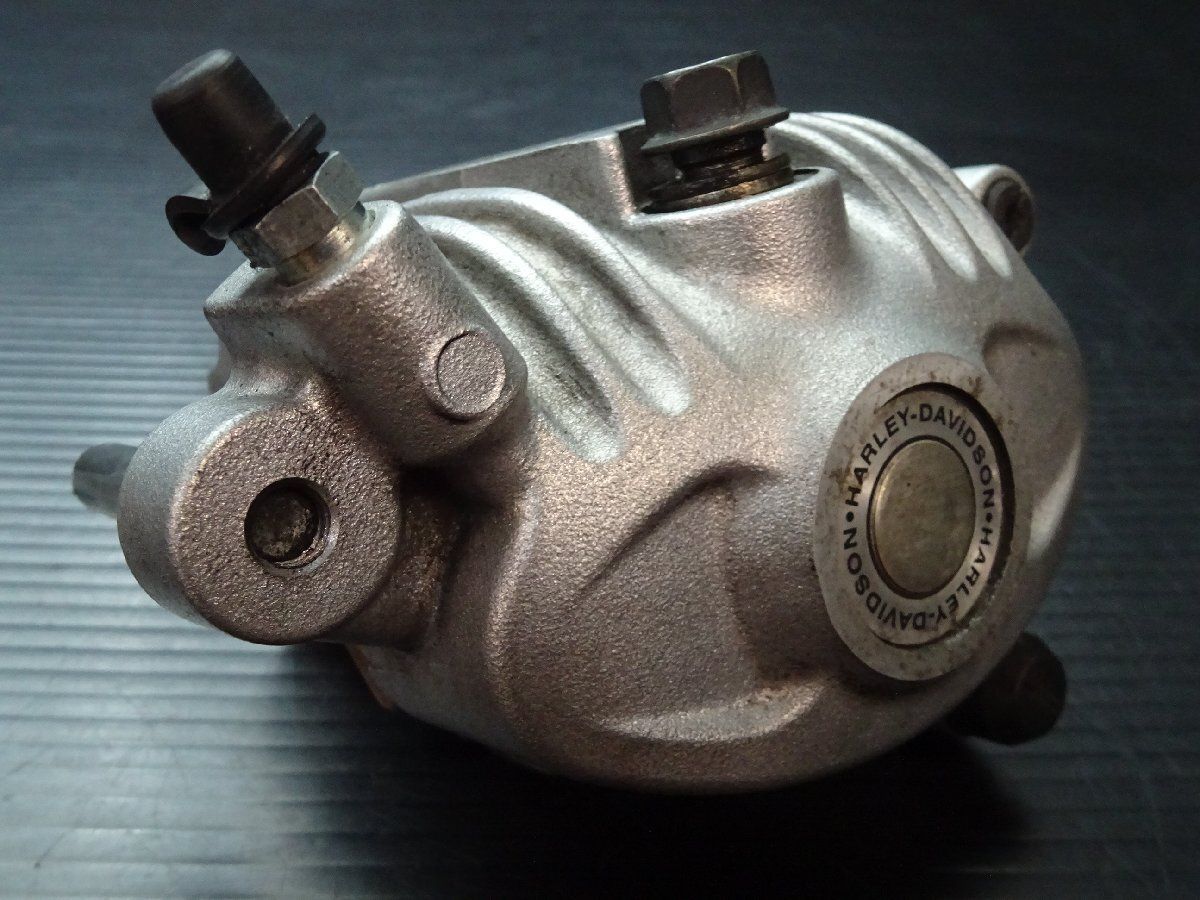 分解洗浄済 ハーレー スポーツスター XL1200R-I 純正 フロントブレーキキャリパー 左 E6741
