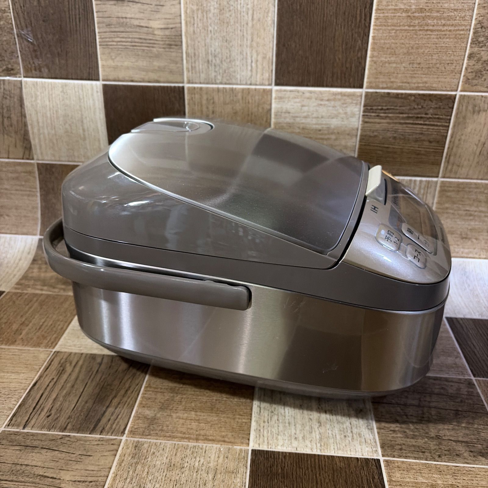 生活家電 Panasonic パナソニック IHジャー IH炊飯器 SR-HVE1050 品