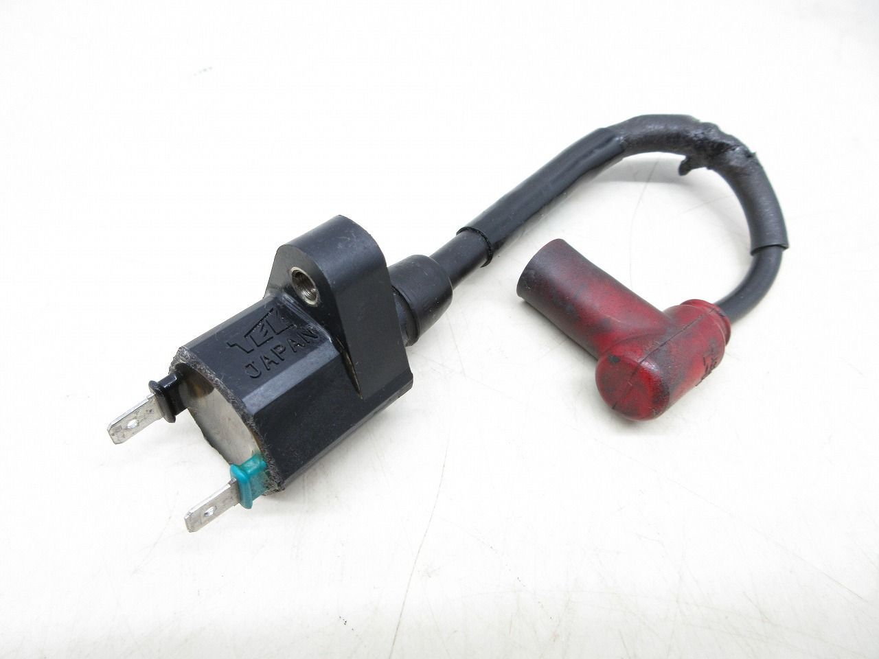 TLM 200 R イグニッションコイル バイク部品 40