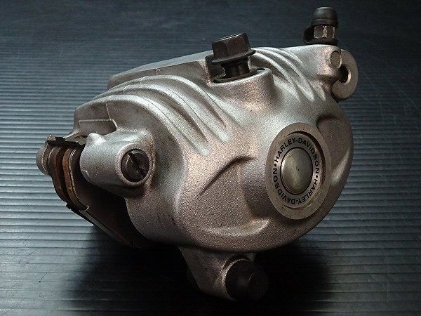 分解洗浄済 ハーレー スポーツスター XL1200R-I 純正 フロントブレーキキャリパー 右 E6742