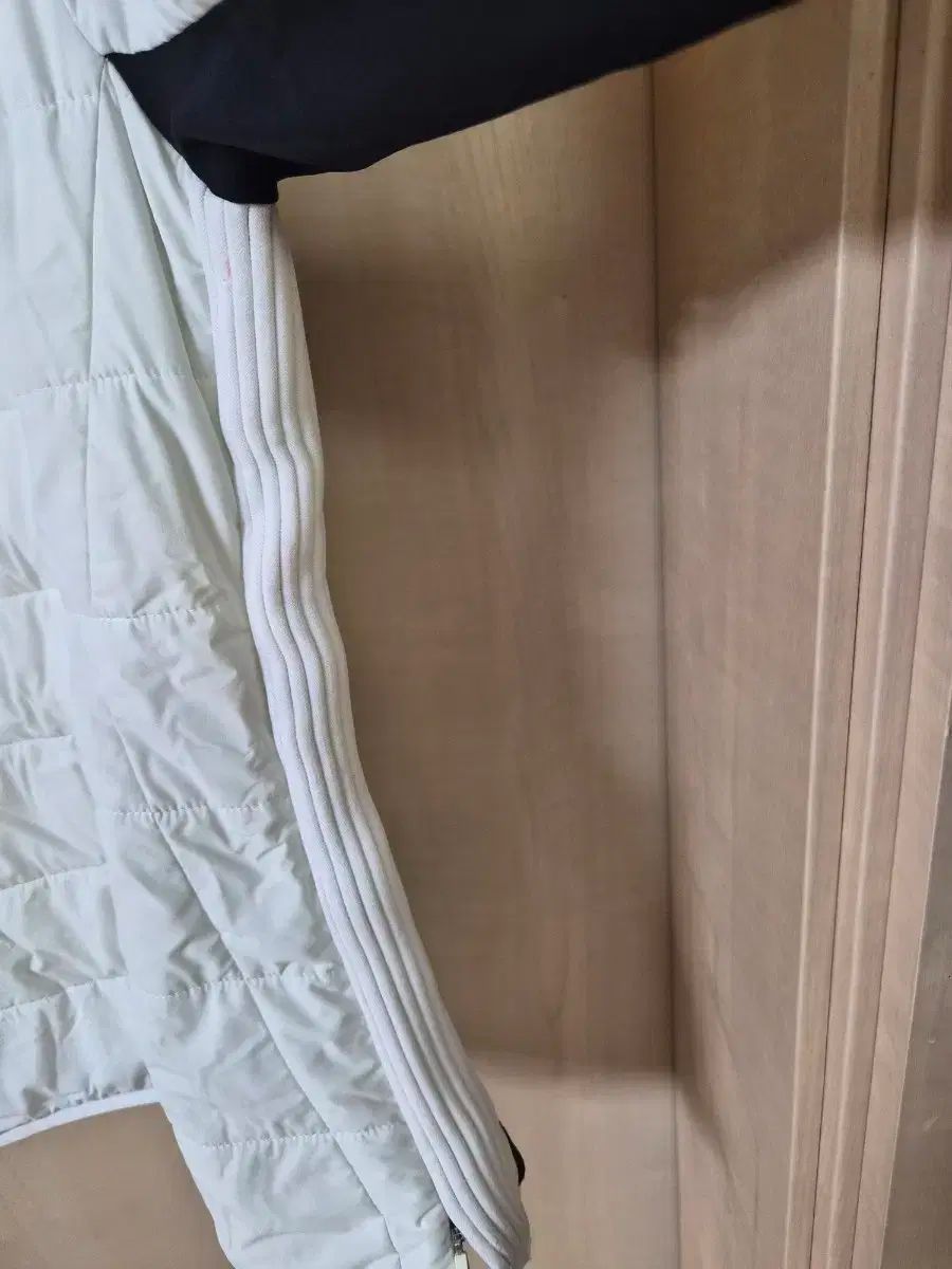 Titleist タイトリスト 白 ダウン ウィンドブレーカー 95