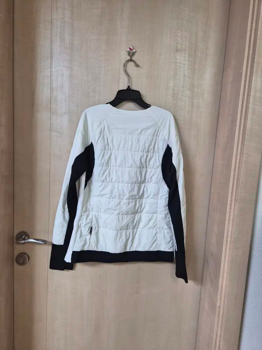 Titleist タイトリスト 白 ダウン ウィンドブレーカー 95 LLC-HASEGAWATOSO_COM