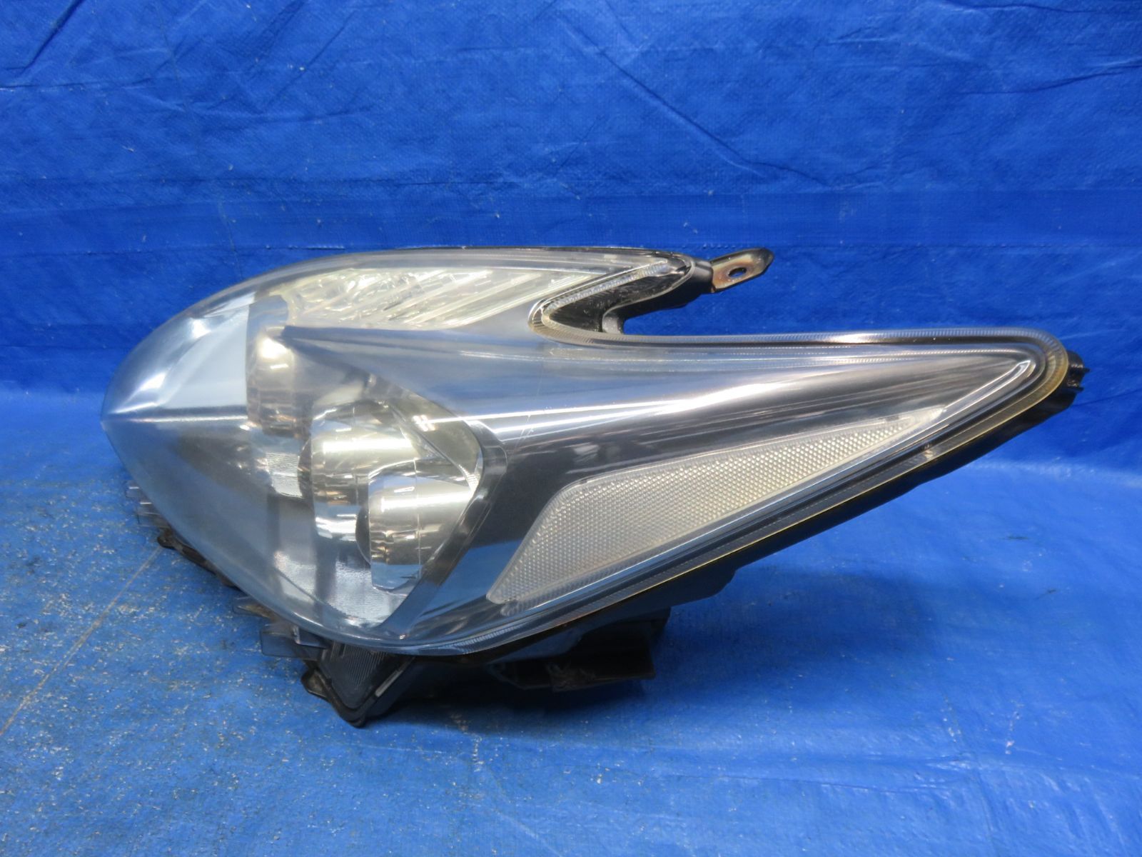 ヘッドライト|LED