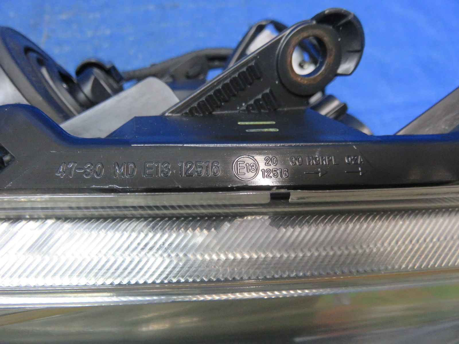 LA7311* 点灯OK プリウス ZVW30|前期 ヘッドライト|LED ヘッドランプ 左右セット|純正 KOITO 47-30 刻印 ニ FFCRYSTALESIA_COM