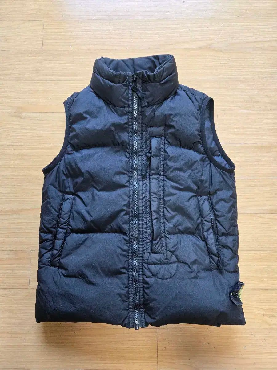 STONE ISLAND ストーンアイランド キッズ ダウン ベスト 8Y