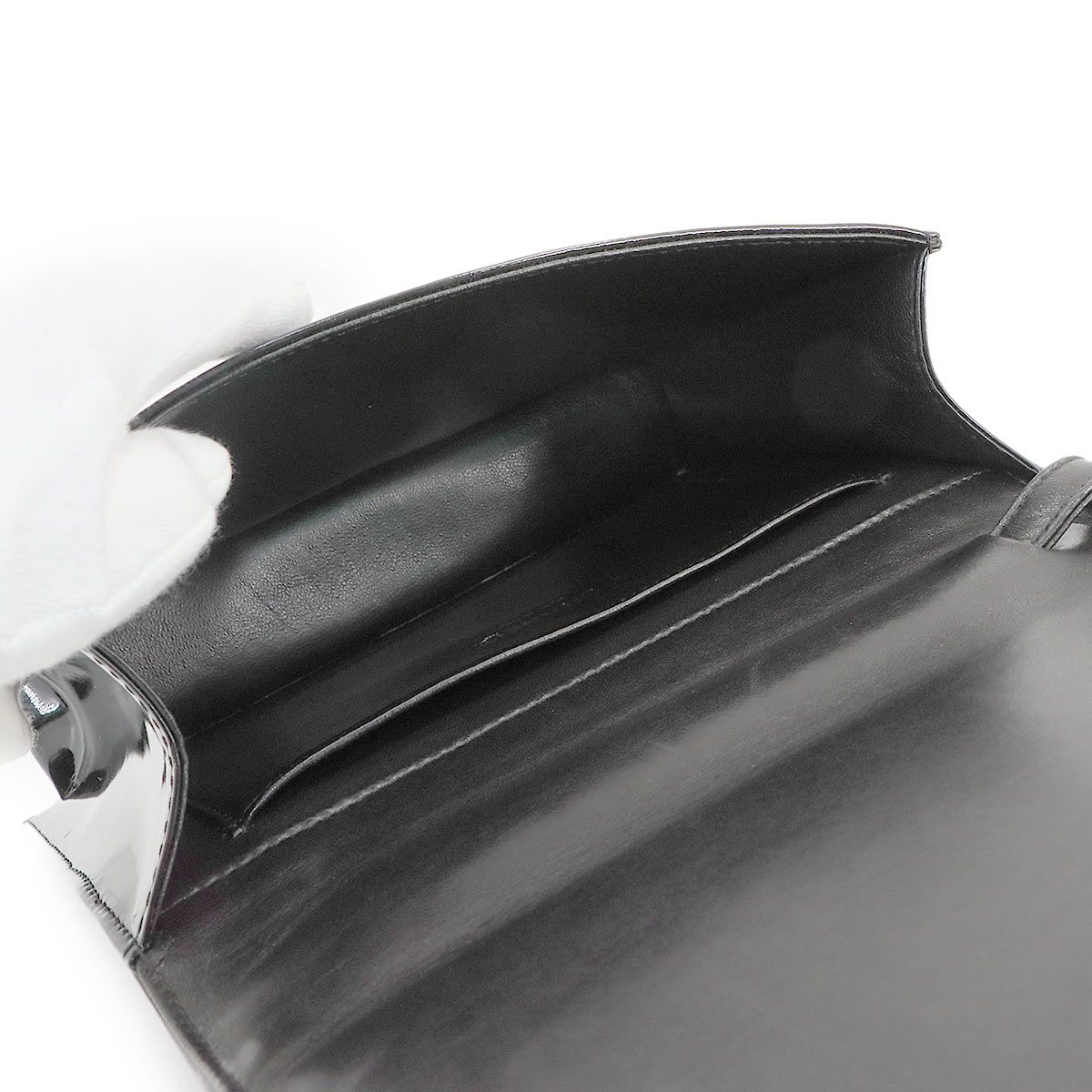 レザー ブラック