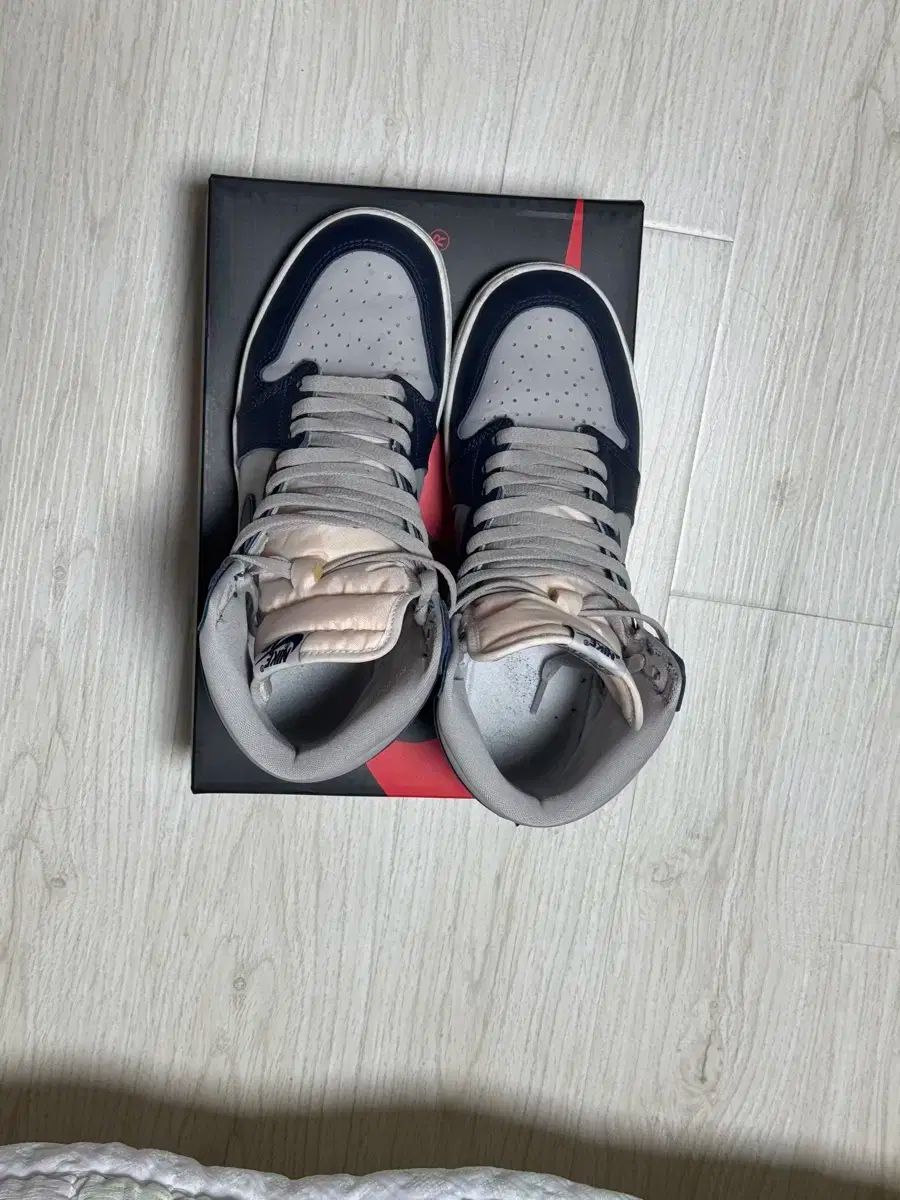 ジョーダン 1 ハイ ジョージタウン カレッジネイビー