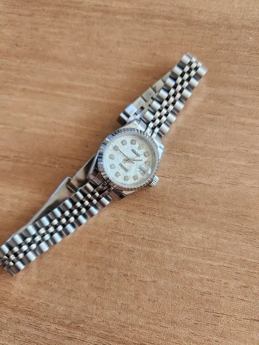 スチール時計 ゴールド シルバー時計