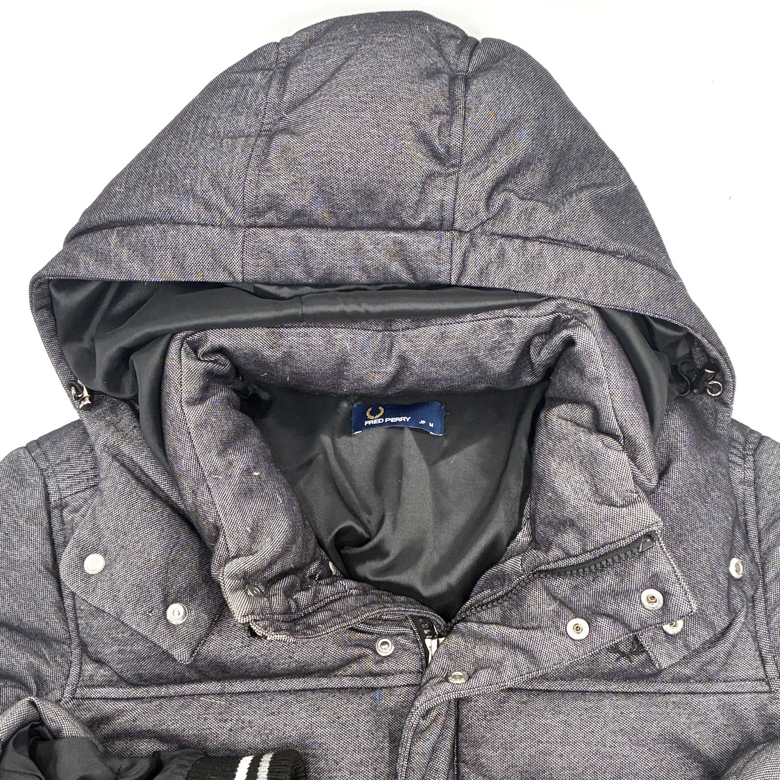 FRED PERRY ダークグレー ダウンジャケット JP M FRED PERRY（ダウン