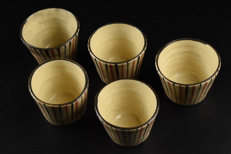 蔵A4777a 古民藝 瀬戸 麦藁手 猪口 五客 酒器