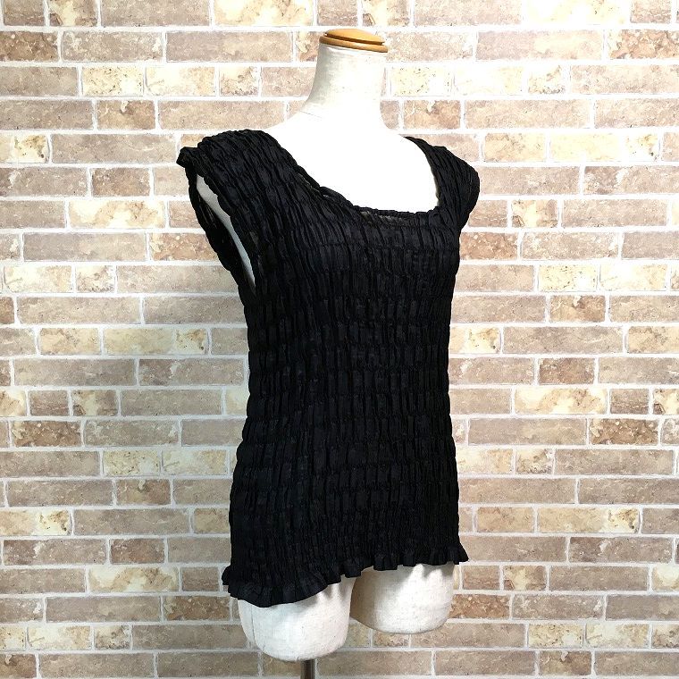 送料込み ISSEY MIYAKE トップス 2 ブラック 5