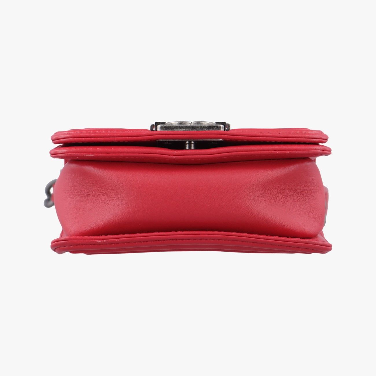 シャネルChanelボーイシャネルレッドラムスキン×ガルーシャA6623021026517