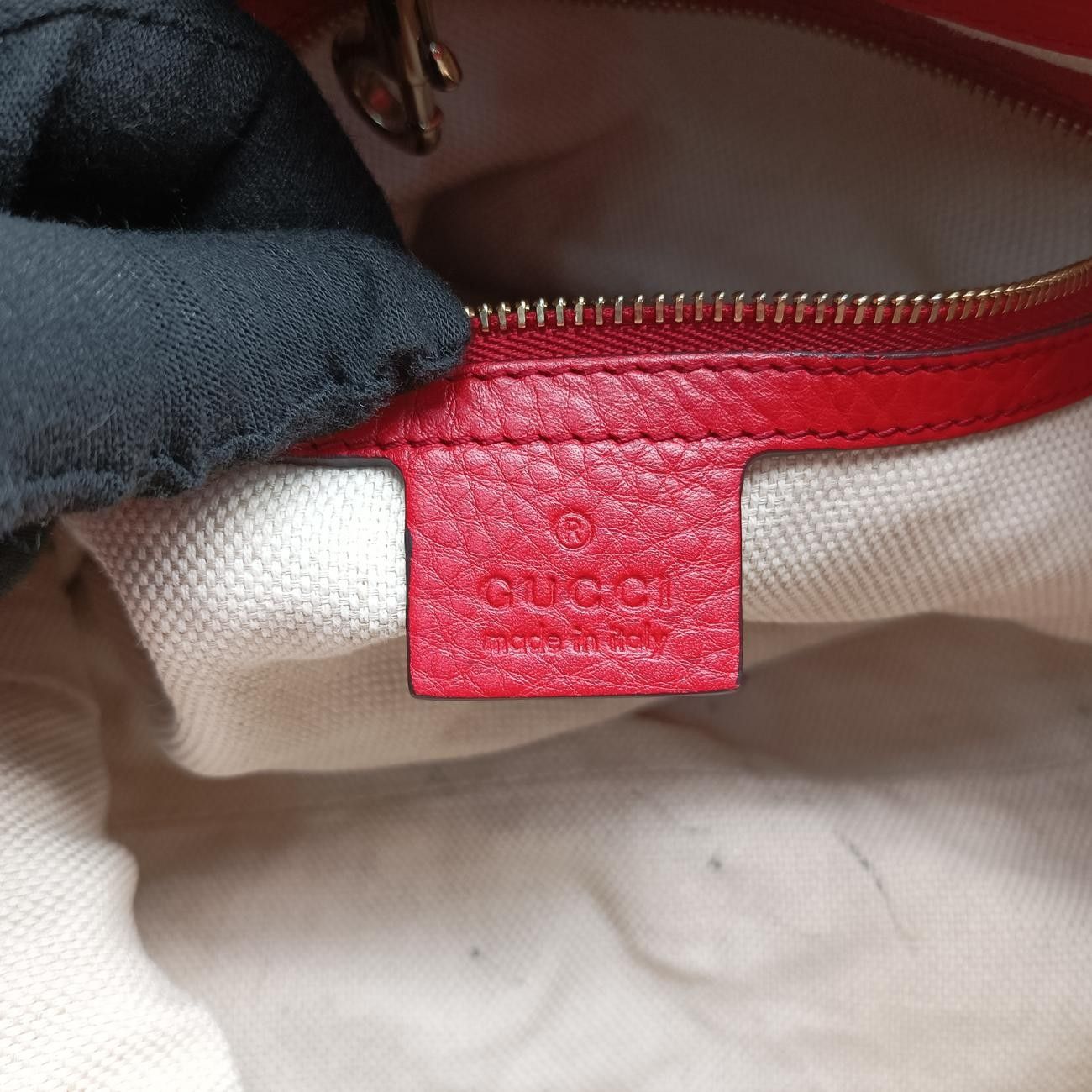 グッチGucciソーホー レッド