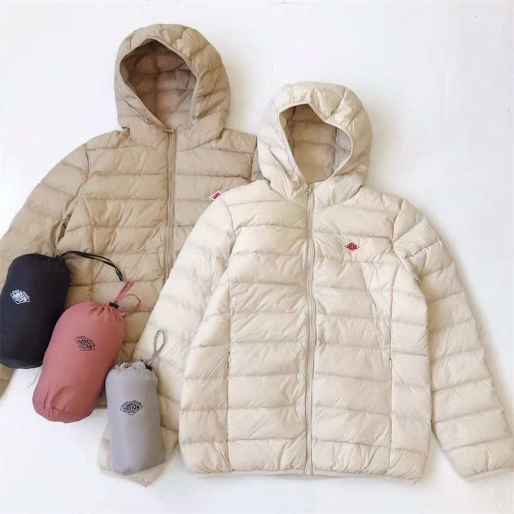 ピンクグレー フード付き ダウンジャケット MONCLER フード付き