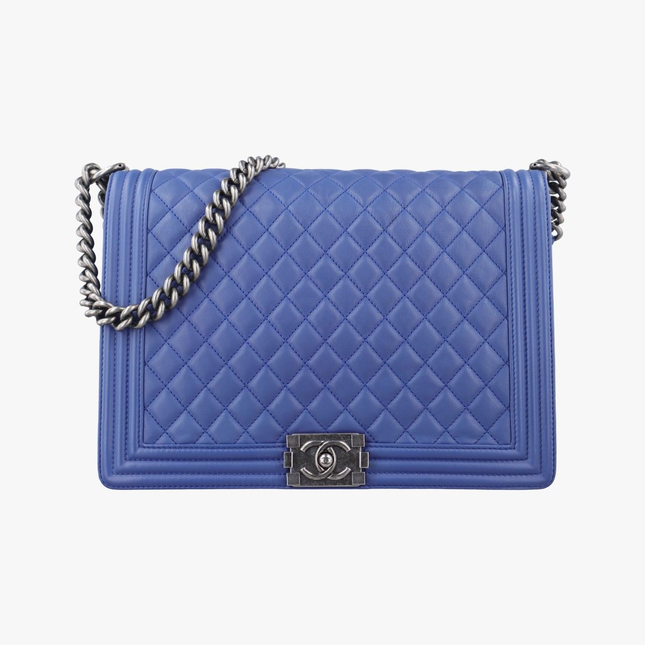 シャネルChanelボーイシャネルブルーラムスキンA6708717953357